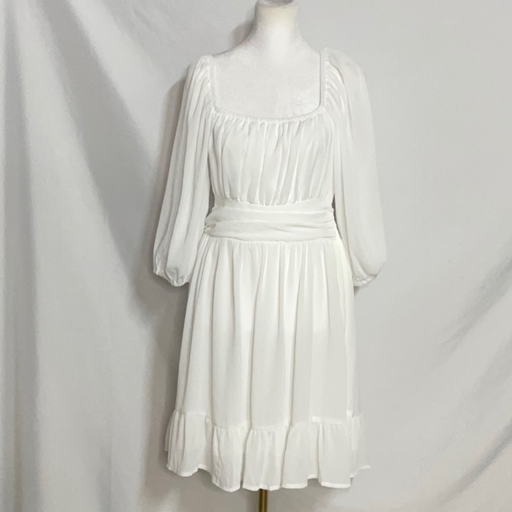 Elegant White Women's Dress Puffy Sleeves Ties in Back Lined Size M